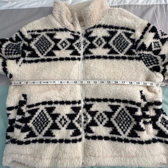 Lucky Brand Cream and Black Fleece Jacket size Large NWOT - Picture 9 of 9